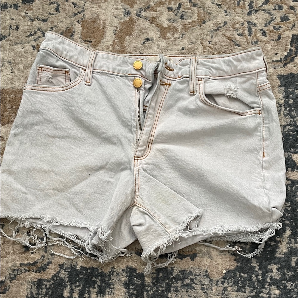 Universal Thread Cream Jean Shorts